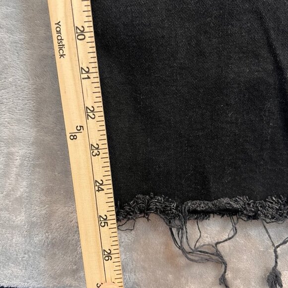 Zara Jeans Womens Size 12‎ Black Denim Cropped Raw Frayed Hem Mid Rise Stretch - Picture 11 of 12